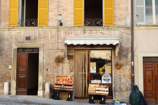 Urbino market