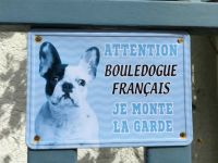 Bulldog sign in France