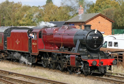 Solve LMS Stanier Class 8F 2-8-0 48624 in Crimson Lake livery at the ...