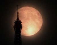Super Moon over Paris