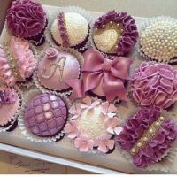 Pretty in Pink Cupcakes