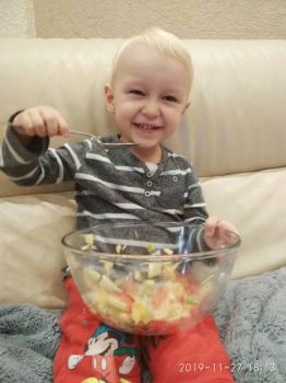 Oliver loves fruits and vegetables