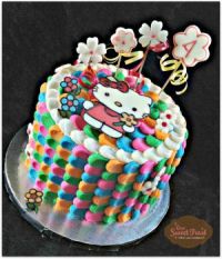 Hello Kitty cake