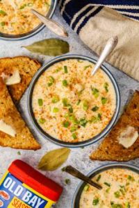 Classic Seafood Newburg creamy soup with buttered toast