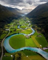 norway river valley