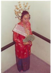 Minagkabouw bride