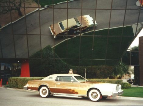 2001-3-10 Hot Rod Lincoln in front of Bank right side Patricia side