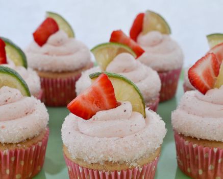 lime Strawberry cupcakes