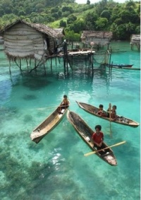 Tribo Bajo, também conhecida como cigana do mar. Filipinas