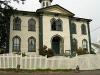 "The Birds" schoolhouse