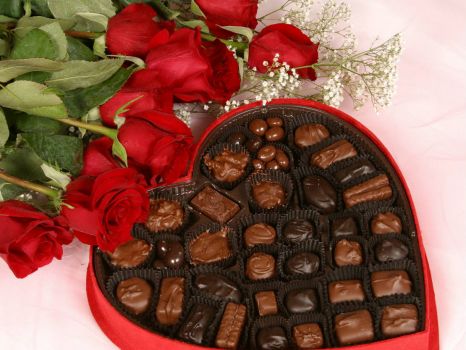 heart-shaped-box-of-chocolates_jpeg