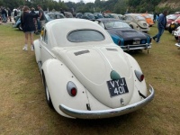 VW - Beetle (coupé?)
