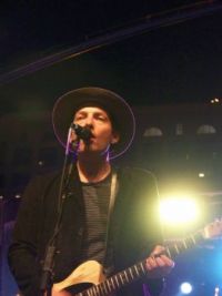 Jakob Dylan of the Wallflowers sings Hello from Streetbeat San Diego