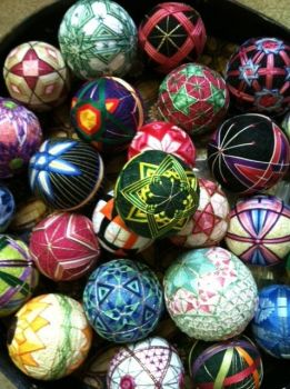 Jigsaw Puzzle | Oregon_Temari Balls | 70 pieces | Jigidi