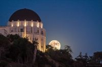 Super Moon Rising at Griffith Park Observatory