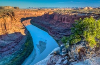 Labyrinth_Canyon_(32408855550)