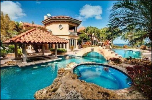 Solve pool jigsaw puzzle online with 187 pieces