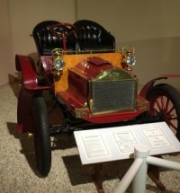 2018-6-20 Museum of Automobiles 1904 Oldsmobile Touring Runabout front
