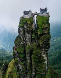 Somewhere High Up, Where Tourists Like To Go