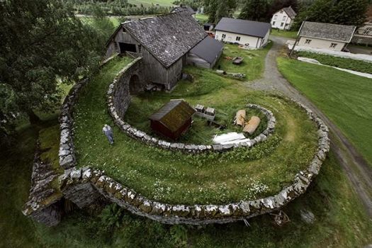 Barn Access in Norway