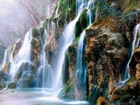 Theme ~ Waterfall