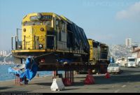 EMD GP49 - Docks