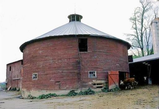 West Virginia round barn in use, 1974
