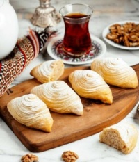 Desserts Around The World - Azerbaijan - Badambura