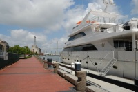Motor-Yacht