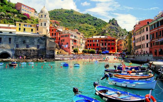 Solve Vernazza,-Liguria-(Italy) jigsaw puzzle online with ...