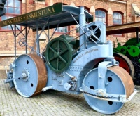Old construction roller from 1914