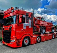 Scania twin steer transporter_04