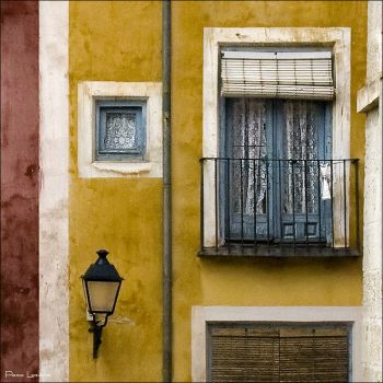Balcony in Cuenca, Spain, photo by Paco Lozano