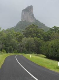 Glasshouse Mountains - Mount Coonowrin