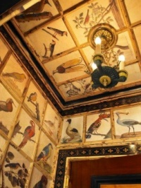 Howard Slatkin - 5th Avenue Style in a NYC Apartment