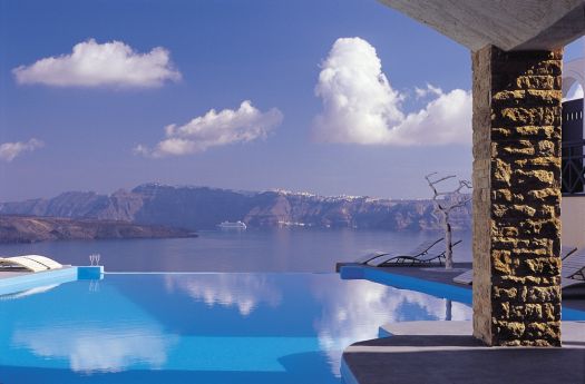 Astarte_Suites_Hotel___infinity_pool___Santorini