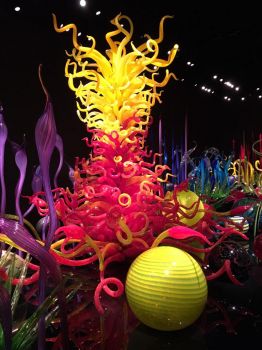 Dale Chihuly at his best
