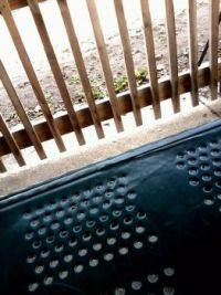 grate & fence