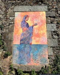 Wall art - woman holding ship 🌅
