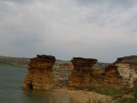 Wilson Lake Rock Formations