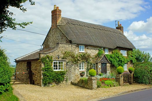 Solve Sandy Lane, Wiltshire jigsaw puzzle online with 150 ...