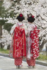 Red Kimonos