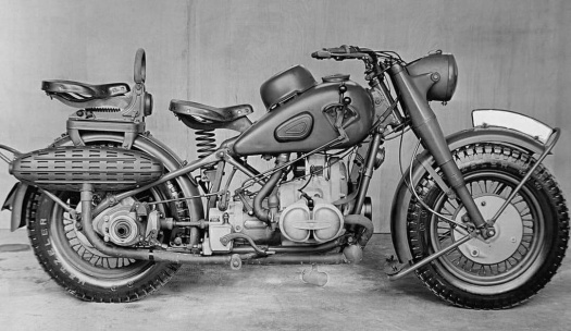 Solve BMW R75 WH jigsaw puzzle online with 180 pieces
