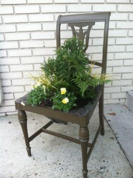 repurpose an old chair