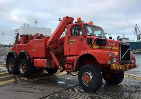 Volvo N 1233 autocarro L