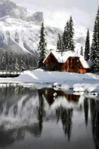 Emerald Lake Lodge in Canadian Rocky Mountain