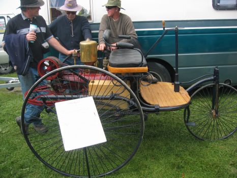 1886 Benz replica Rangiora Show 25 March 06 030