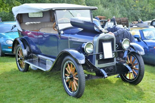 Solve 1926 Chevrolet Superior Series K Tourer jigsaw puzzle online with ...