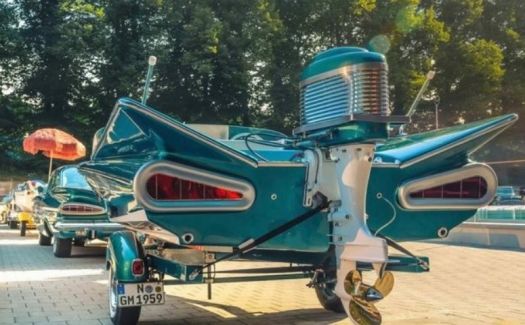 1959 Chevy Impala with matching motor boat-01