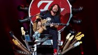 Dave Grohl canta quebrado